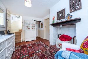 Entrance hall/snug- click for photo gallery